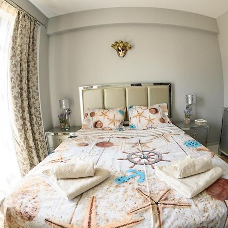 The Captain'S Home - Mamaia Nord นาโวดาริ ภายนอก รูปภาพ