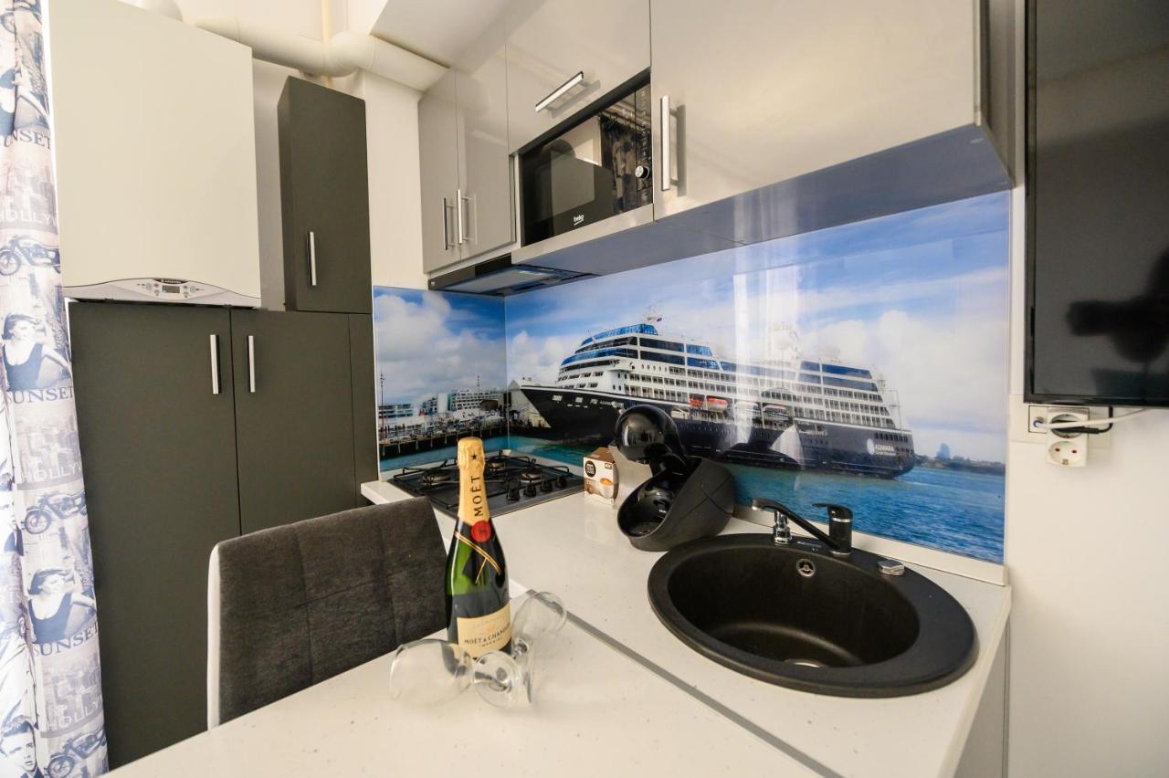 The Captain'S Home - Mamaia Nord นาโวดาริ ภายนอก รูปภาพ