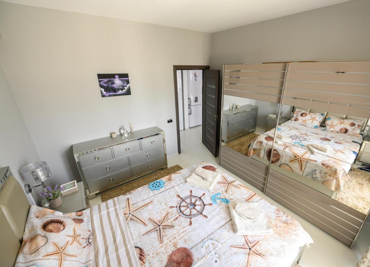 The Captain'S Home - Mamaia Nord นาโวดาริ ภายนอก รูปภาพ