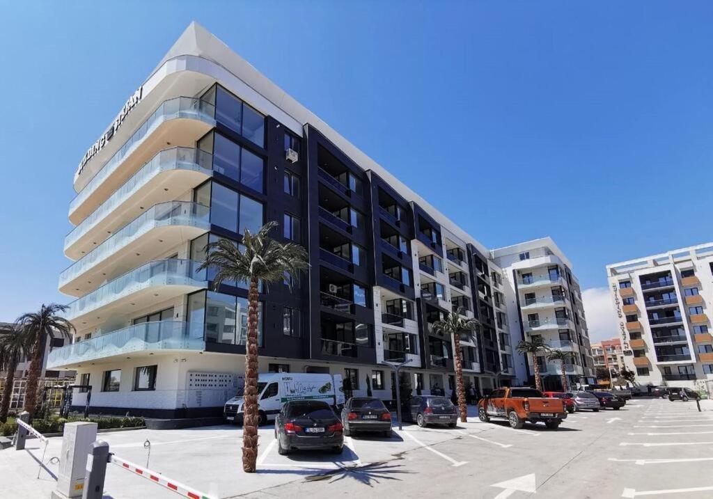 The Captain'S Home - Mamaia Nord นาโวดาริ ภายนอก รูปภาพ
