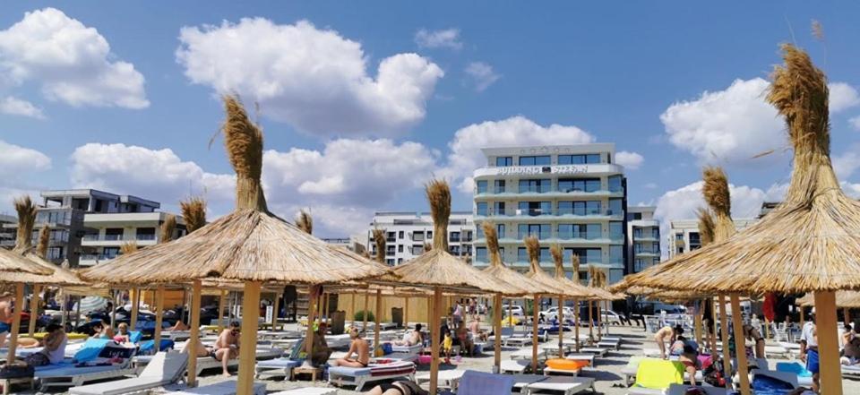 The Captain'S Home - Mamaia Nord นาโวดาริ ภายนอก รูปภาพ